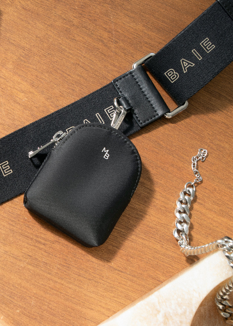 Big Bell Louis Vuitton Handbag, Packaging Type: PP Bag, Packaging Size: 25  Kg