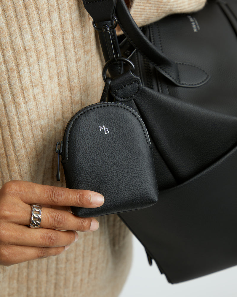 Black / Black