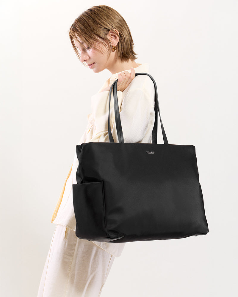 Black / Black
