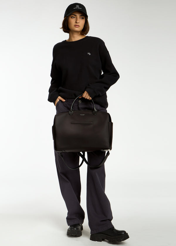 Black / Black