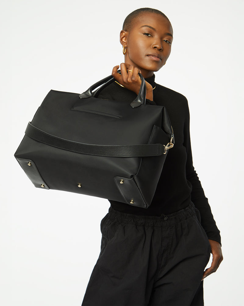 Black / Gold