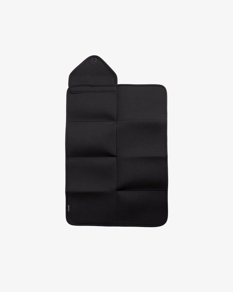Black / Gold
