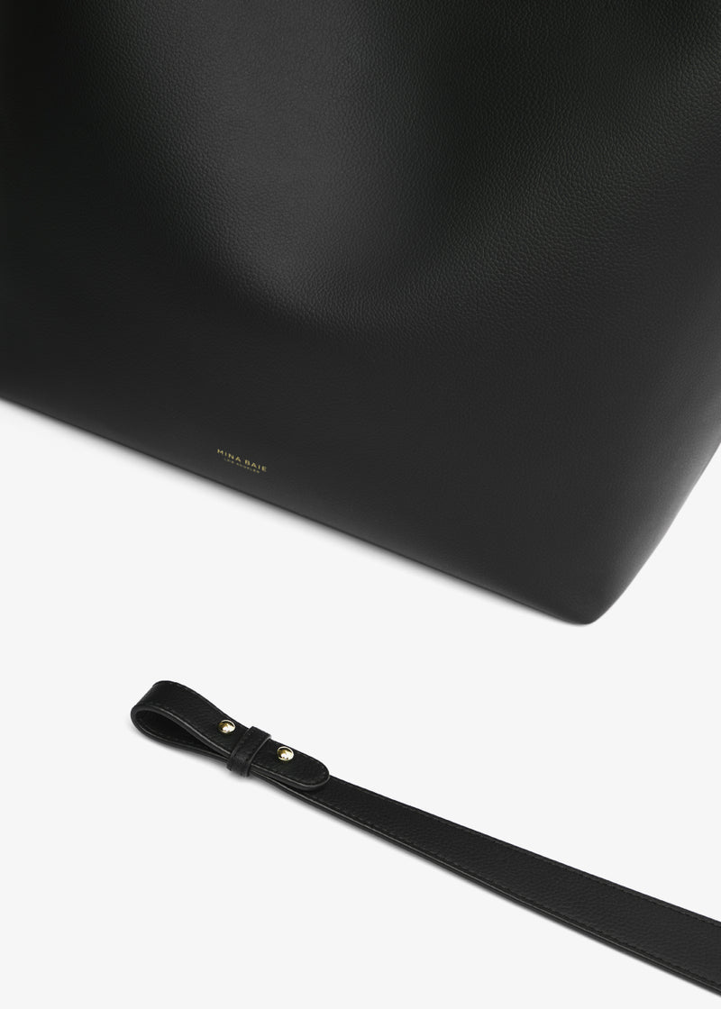 Black / Gold