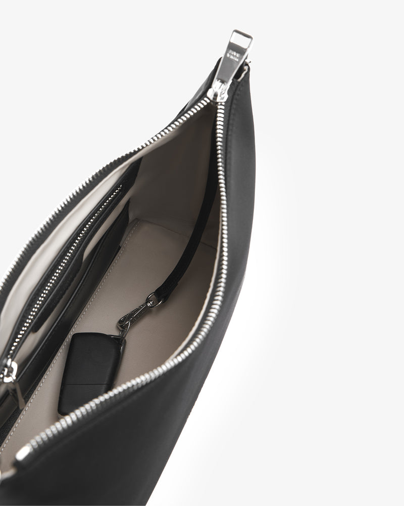 Black / Silver