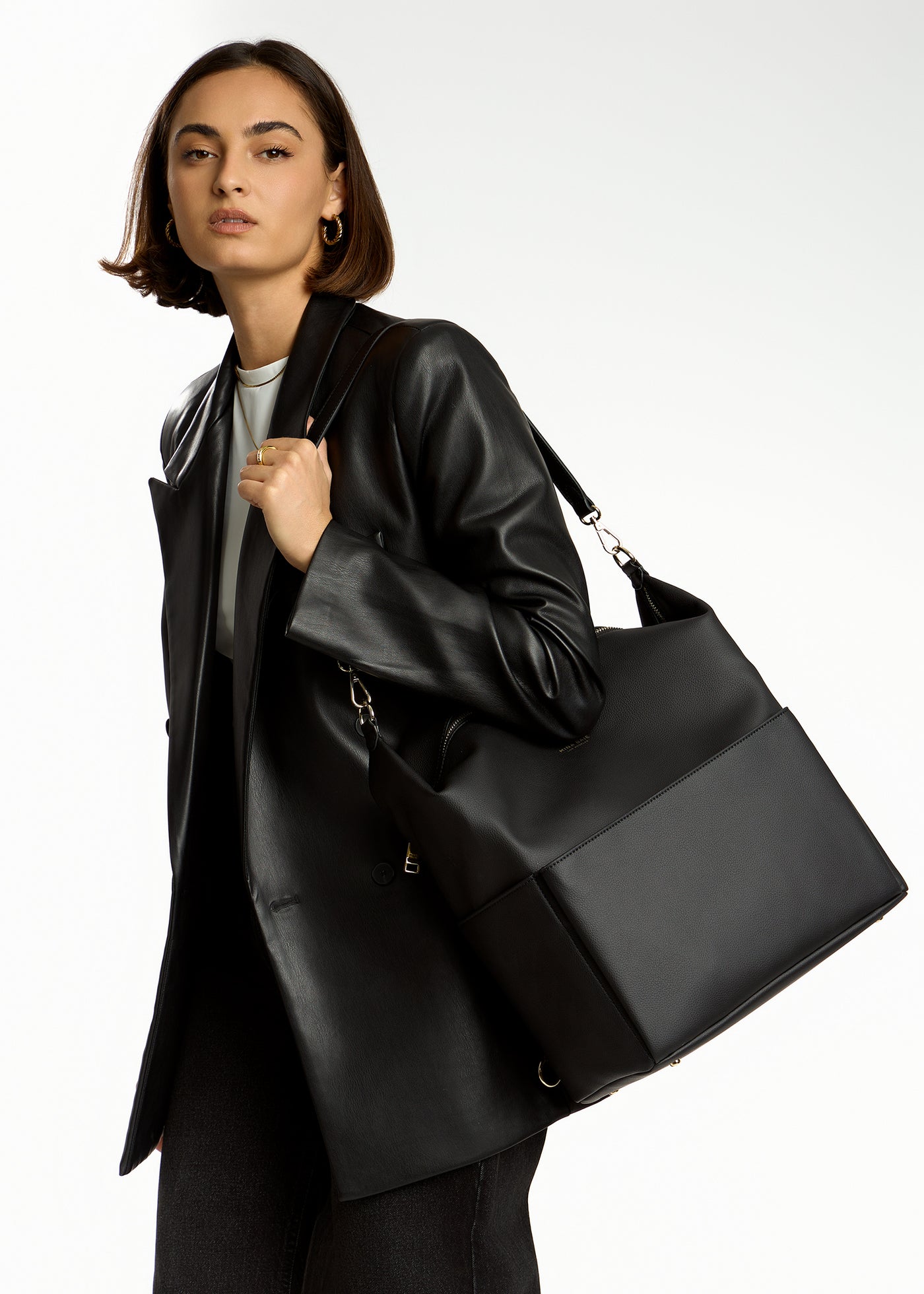 ☆希少☆MINA BAIE スティービー・ミディ バックパック　リュック Stevie Full Backpack (Vegan) – MINA BAIE
