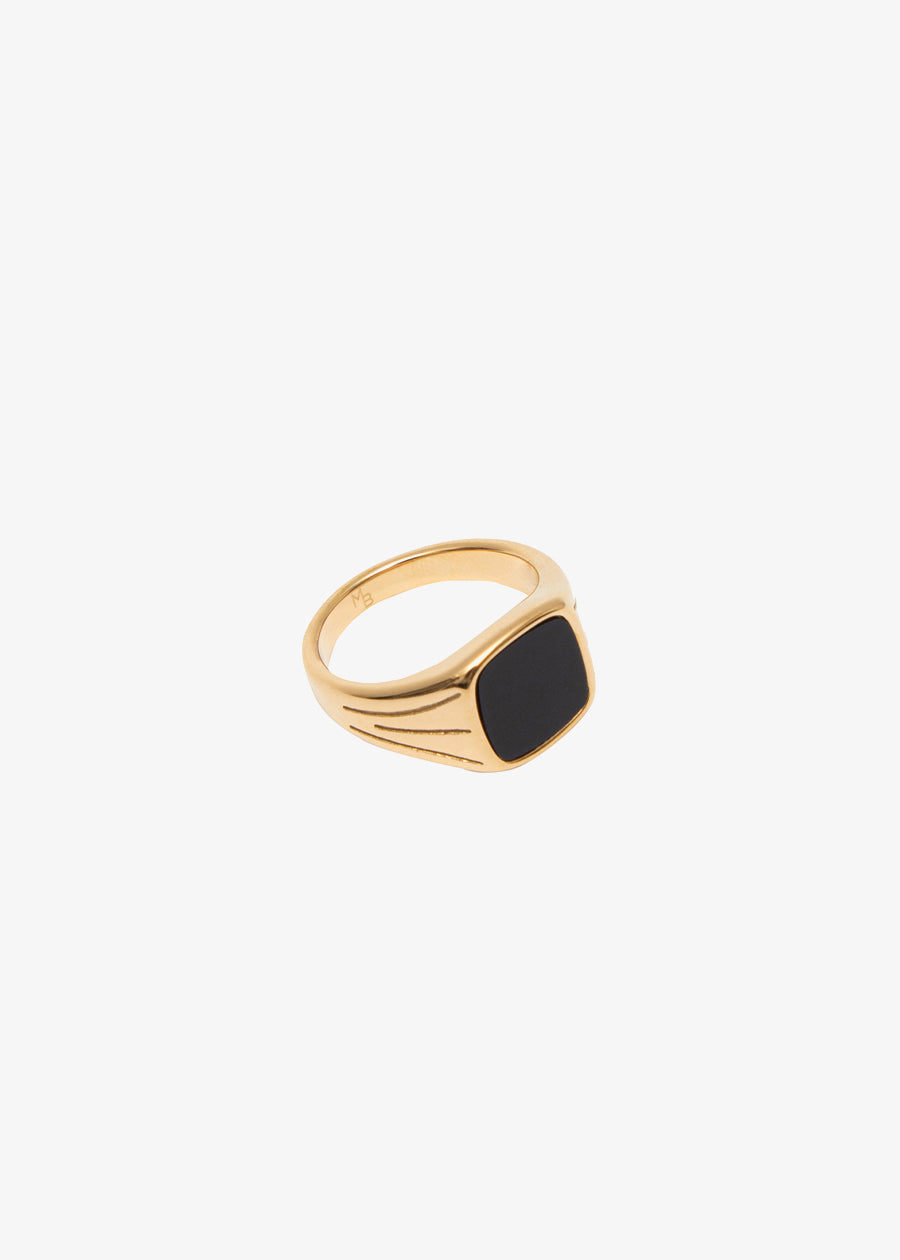 Frankie Ring - MINA BAIE